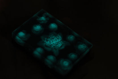 Dynamis Glow-in-the-Dark Soap Bar